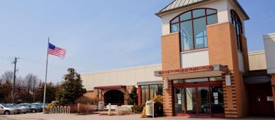 West Babylon Public Library Building Picture